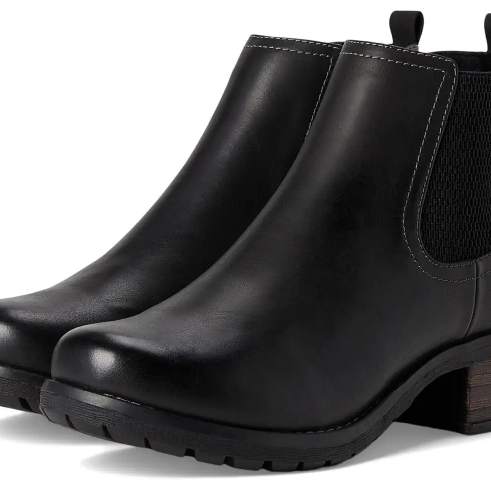 Eastland Jasmine Sleek Black Ankle Boots